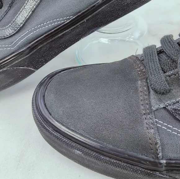 Vans Men's Old Skool Low All Black Canvas Sneakers Skate Tennis Shoes, 11 - Picture 15 of 16